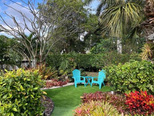 Waterfront Tropical Oasis In Wilton Manors