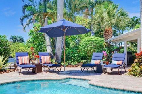 Waterfront Tropical Oasis In Wilton Manors