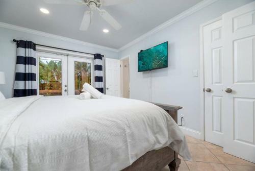 Luxurious Fort Lauderdale Pool Home
