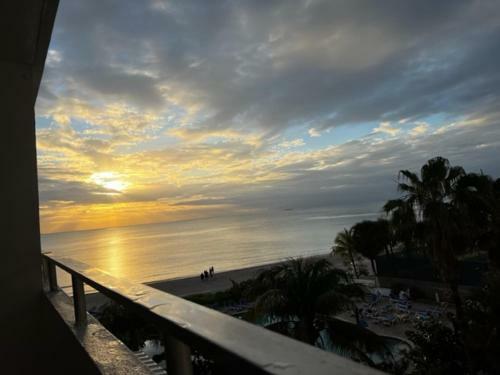 Hotel Tiki Sunset Retreat