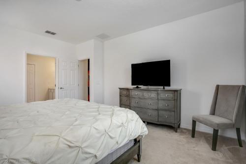 Villa 6112 Broad Oak Drive