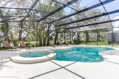 Villa 6112 Broad Oak Drive