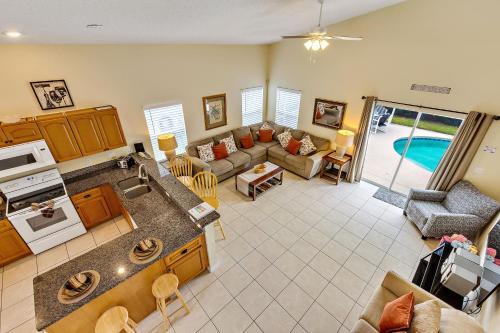 Hampton Lakes By Shine Villas