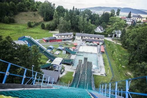 Hostal Penzion Acrobat Park