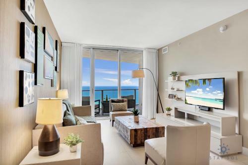 Amenities Insane Ocean View Balcony Beachfront Resort Amazing Poo