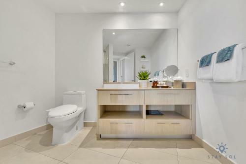 Amenities Insane Ocean View Balcony Beachfront Resort Amazing Poo