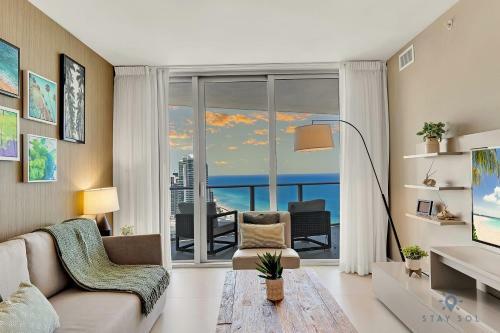 Amenities Insane Ocean View Balcony Beachfront Resort Amazing Poo
