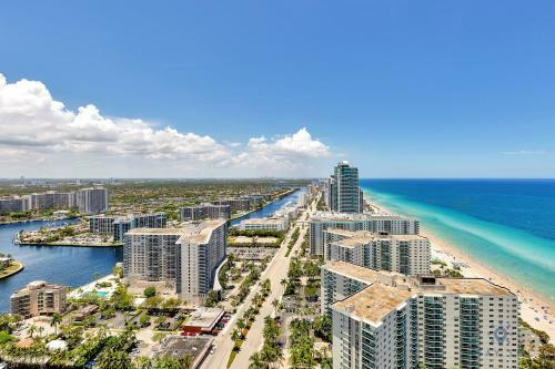 Amenities Insane Ocean View Balcony Beachfront Resort Amazing Poo