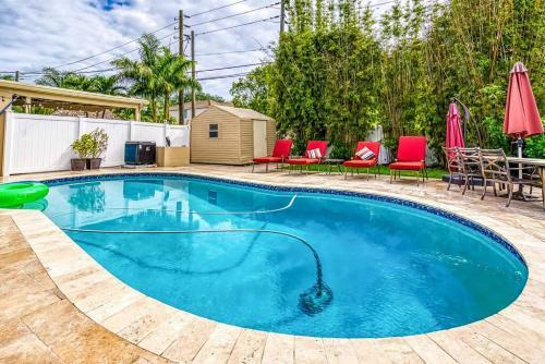 Hollywood Villa Close To The Beach W/heated Pool