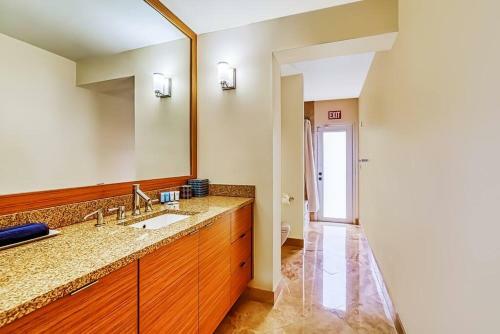 Hollywood Villa Close To The Beach W/heated Pool