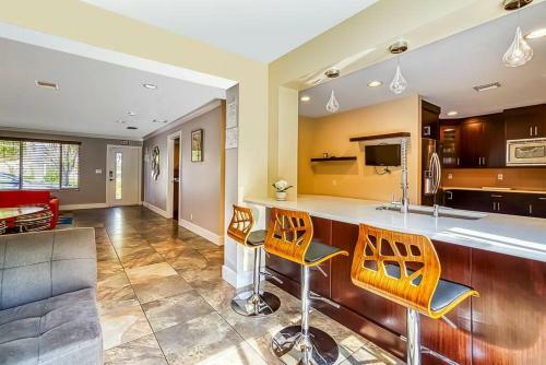 Hollywood Villa Close To The Beach W/heated Pool