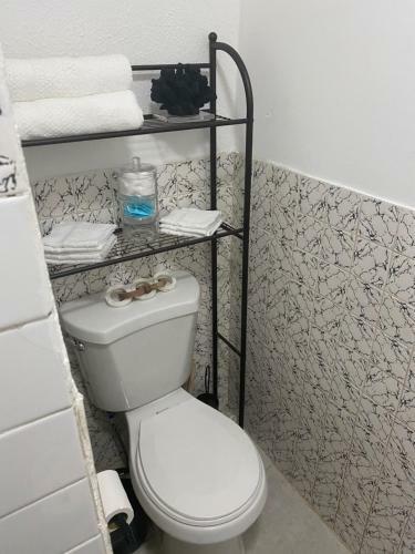 Apartamento Beachy 1-1 Suite With A Pool!