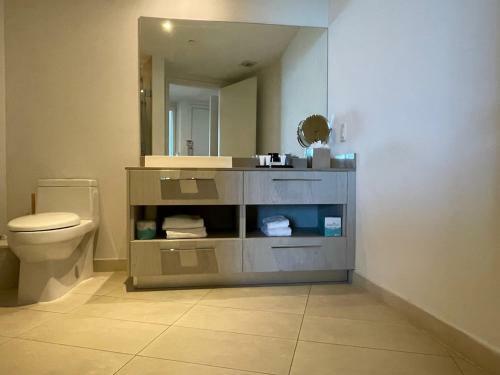 Amazing Views In A Dream Apartment By Rent4us