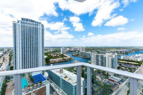 Amazing Apartments At H Resort & Residences