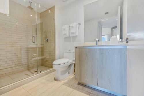 2bd/2ba Million Apartment 2101. Direct Ocean View