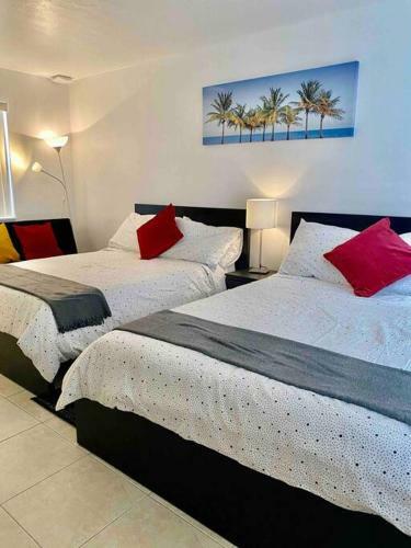 Apartamento Oasis At Hollywood Unit 7 - Sleep 5