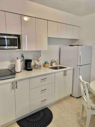 Apartamento Oasis At Hollywood Unit 7 - Sleep 5