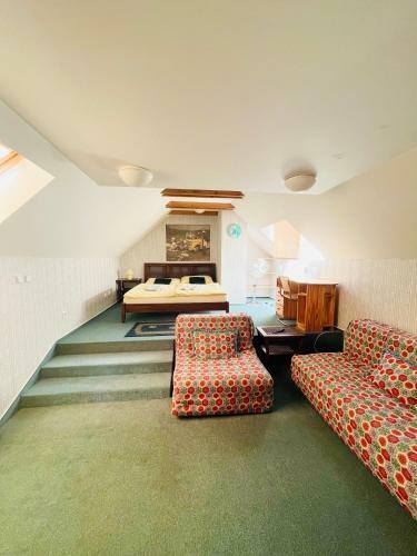 Hostal Restaurace A Penzion Golf Je?t?d