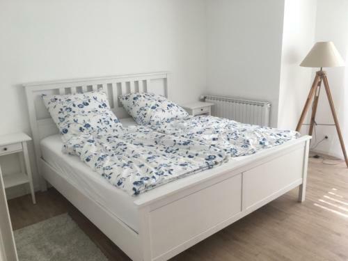 Ferienwohnung Mit Blick Ins Rheintal