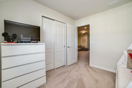 Townhome Splash Pool Bbq Free Water Park