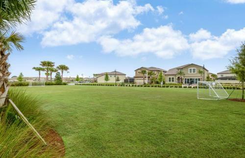 Villa W Private Pool & Free Resort Access