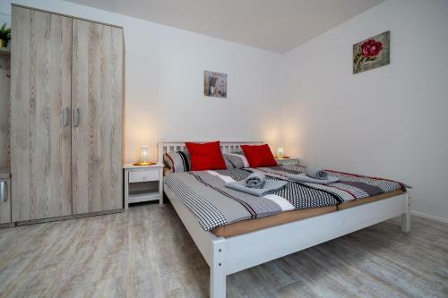 Hostal Penzion Kamenn� Dv?r