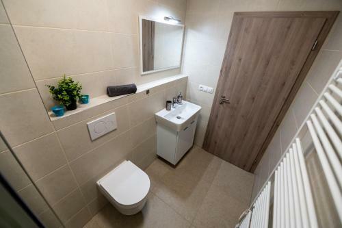 Hostal Penzion Kamenn� Dv?r