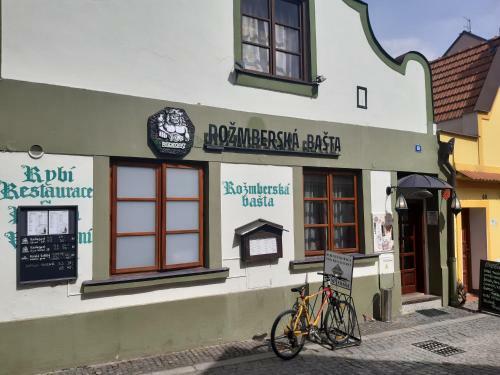 Hostal Ro?mbersk� Ba?ta