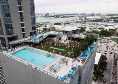 Apartamento Luxurious Studio In Downtown Miami Bayside View 15