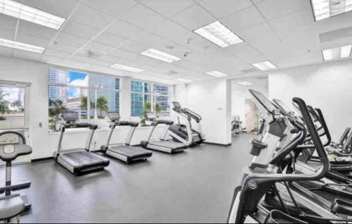 Apartamento **iconic 2br Condo Brickell-free Parking**