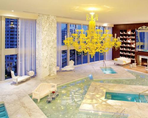 New Check Point Luxury Apartment