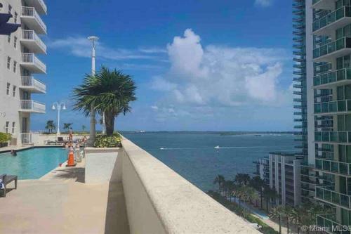 Apartamento High Floor Unit Located In Brickell - Free Parking
