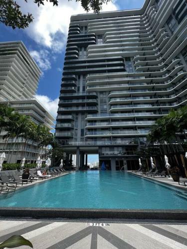 Apartamento Midtown Corner Penthouse