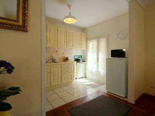 G�te Bourg, 3 Pi�ces, 4 Personnes - Fr-1-440-416