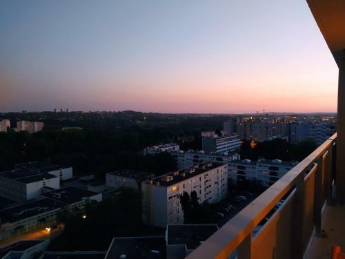 Apartamento Appartement Avec Belle Vue D�gag�e Du 11e �tage