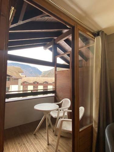 Apartamento Charmant Studio Brides-les-bains Avec Piscine