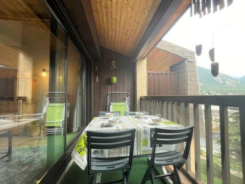 Apartamento Appartement Brian�on, 2 Pi�ces, 4 Personnes - Fr-1-330c-131