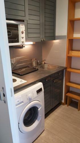 Apartment With Balcony Near Brian�on