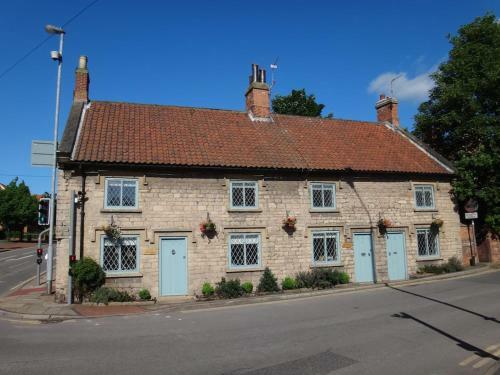 The Cottages - Sherwood Forest