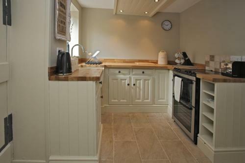 The Cottages - Sherwood Forest