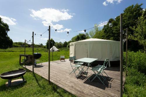 Starry Skies Yurt - Mira