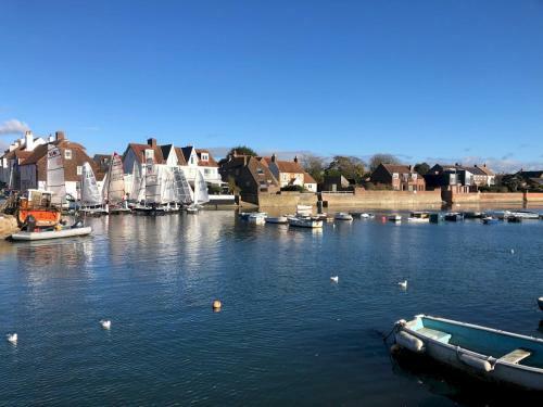 Apartamento Pass The Keys Emsworth Harbour Home With Private Garden