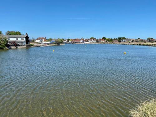 Apartamento Pass The Keys Emsworth Harbour Home With Private Garden