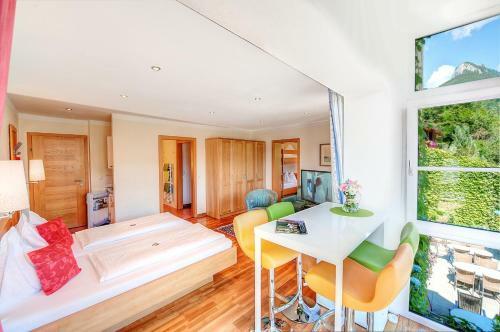 Hotel B�rglstein
