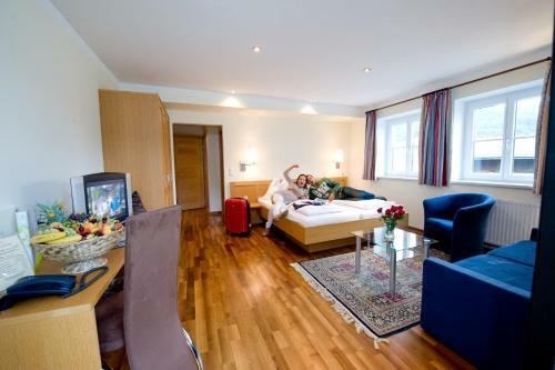 Hotel B�rglstein
