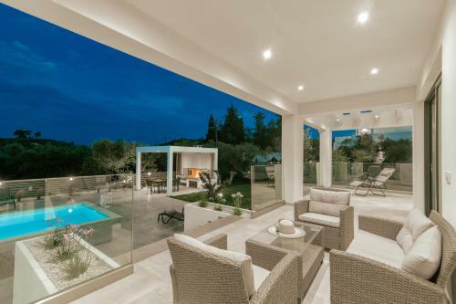 Valentino Luxury Villa