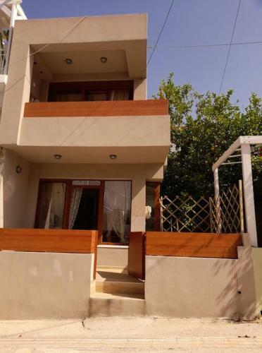 Square Apartment