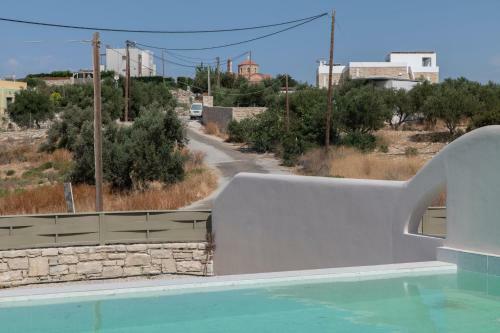 Aeonios Luxury Villa