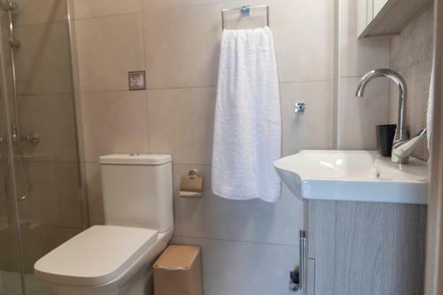 Aeonios Luxury Villa
