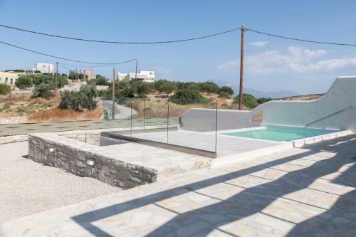 Aeonios Luxury Villa